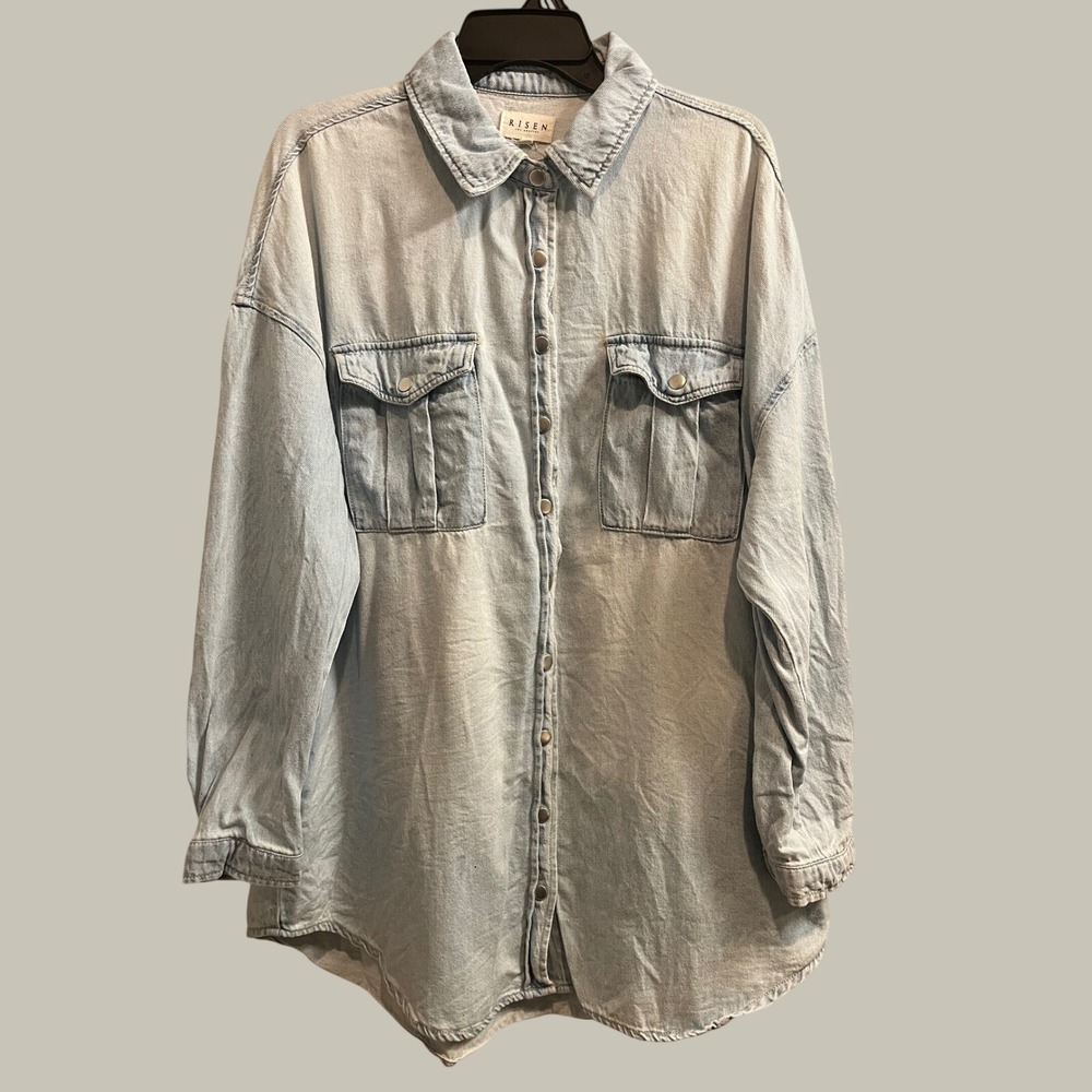 Risen Denim Shirt Jacket Womens Medium Light Wash Oversized Cotton Shacket
